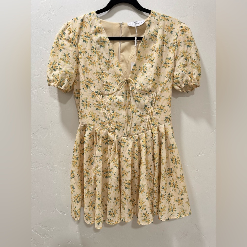 NWT Petal & Pup Anais Mini Dress Floral Butter Yellow Women's Medium - Picture 6 of 16